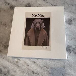 MaxMara “Dog in Coat” Gift Box–2024 William Wegman Collaboration – Collectible